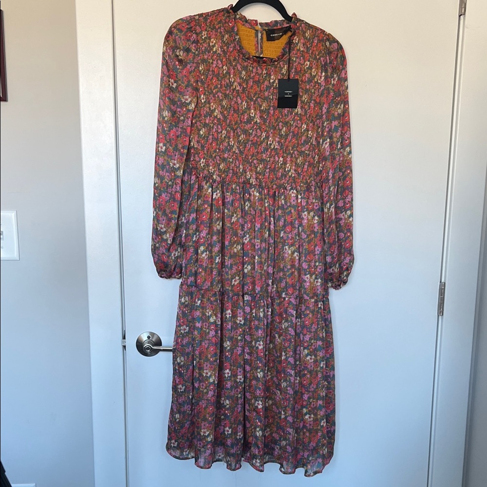 NWT 70s Inspired Floral Long Sleeve MIDI Dress